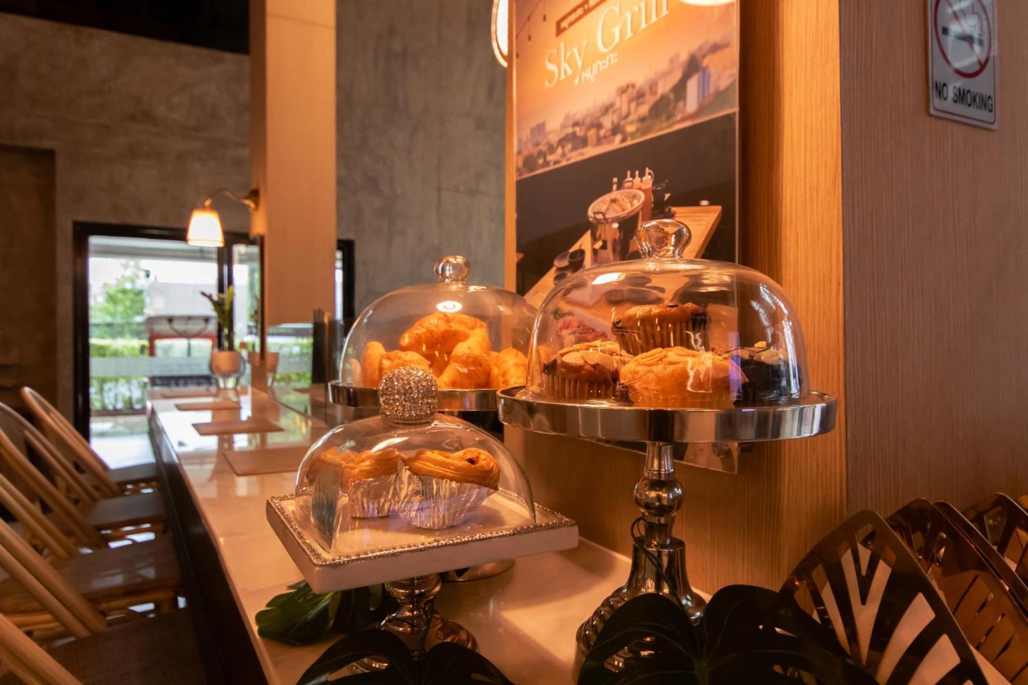 Khách sạn The Riche Boutique Don Mueang Airport